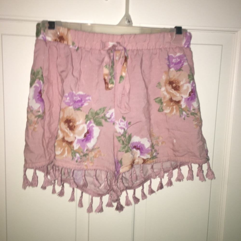floral shorts